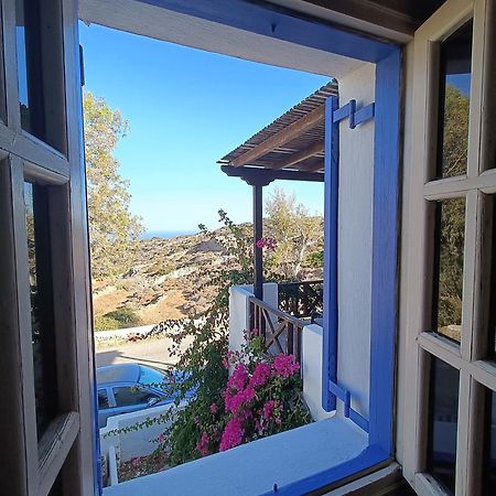 Chora Place Sikinos Luaran gambar